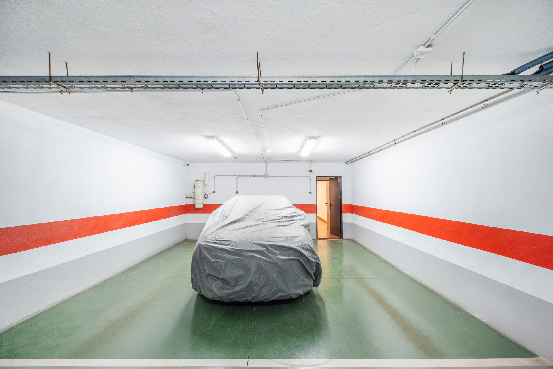 4 Bed, 3 Bath, HouseFor Sale, Marbella, Malaga