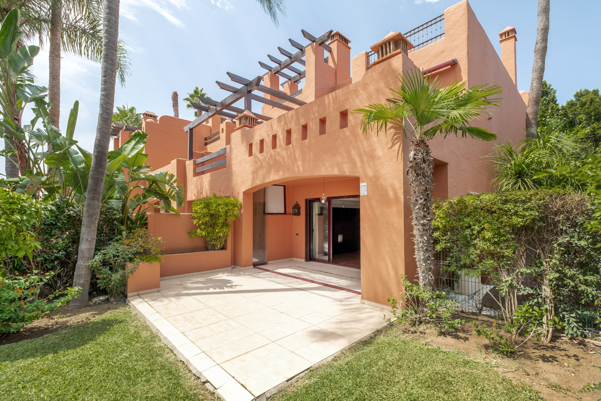 4 Bed, 3 Bath, HouseFor Sale, Marbella, Malaga