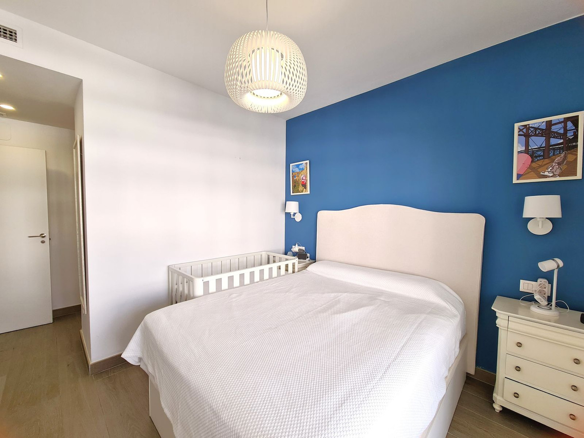 3 Bed, 2 Bath, ApartmentFor Sale, Estepona, Malaga