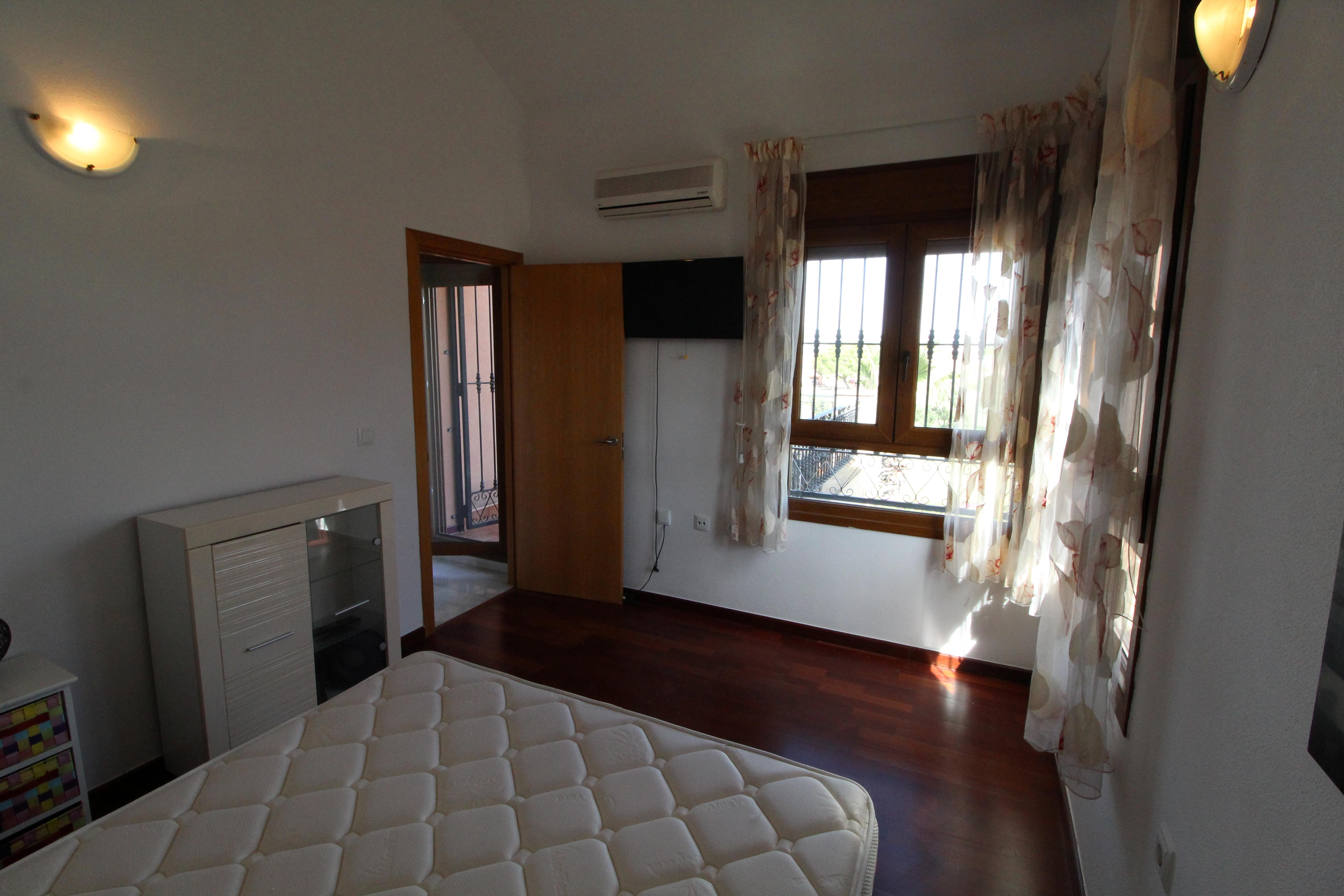 3 Bed, 2 Bath, HouseFor Sale, Algorfa, Alicante