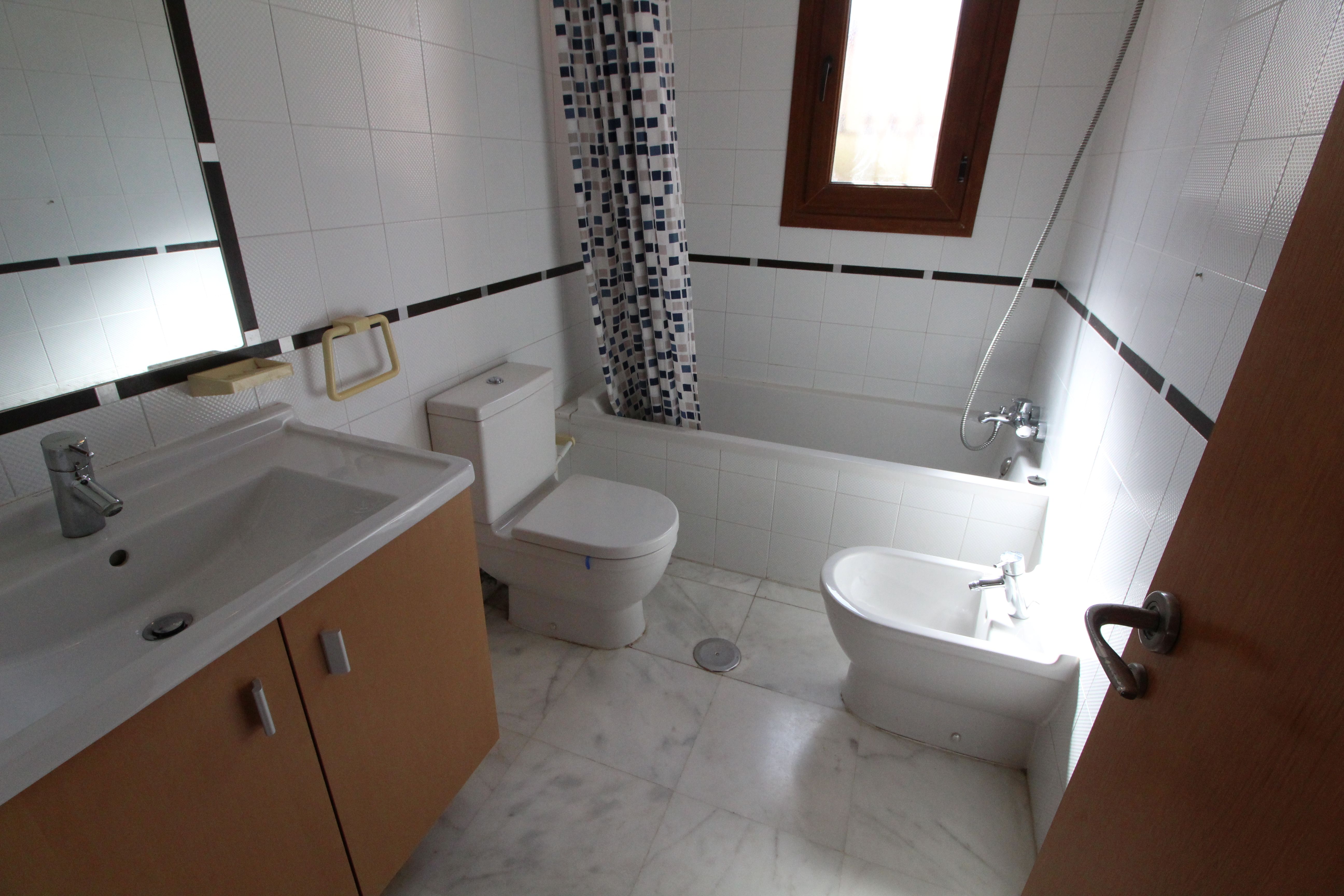 3 Bed, 2 Bath, HouseFor Sale, Algorfa, Alicante