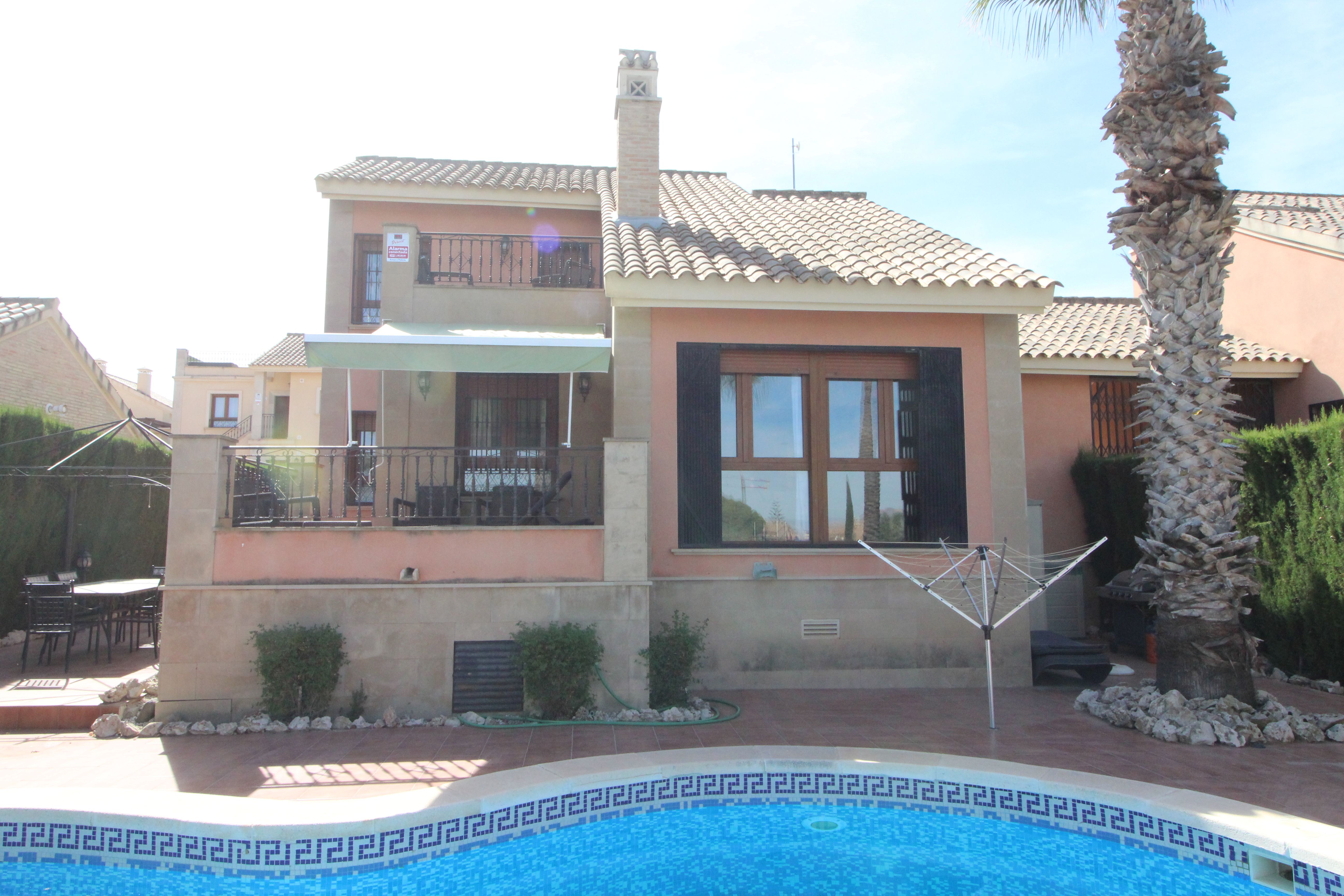 3 Bed, 2 Bath, HouseFor Sale, Algorfa, Alicante