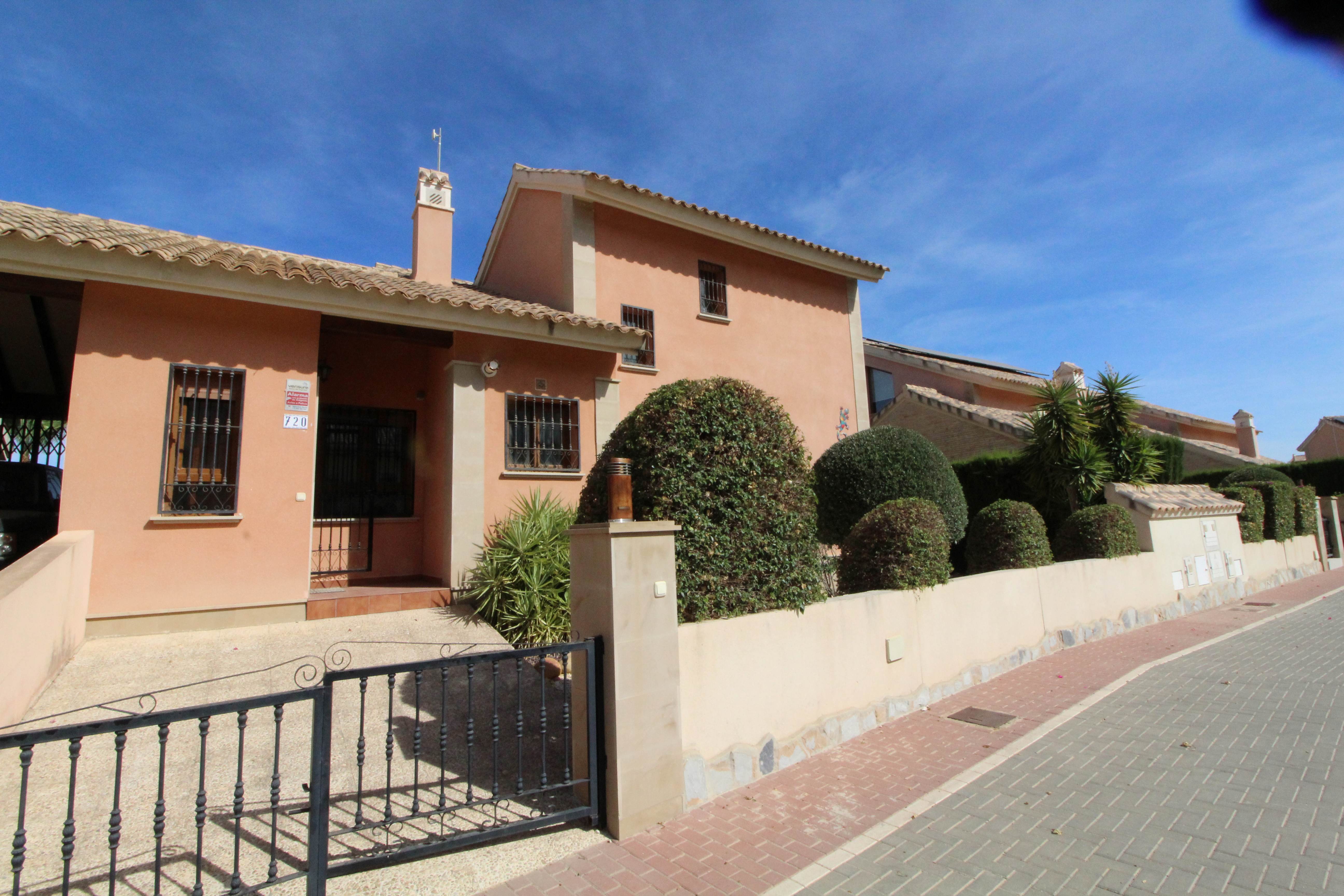 3 Bed, 2 Bath, HouseFor Sale, Algorfa, Alicante
