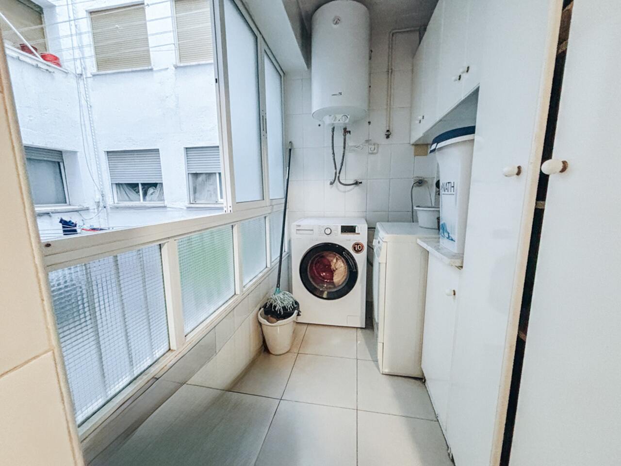 3 Bed, 2 Bath, ApartmentFor Sale, Alicante, Alicante