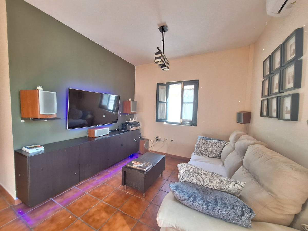 3 Bed, 1 Bath, HouseFor Sale, San Roque, Cadiz