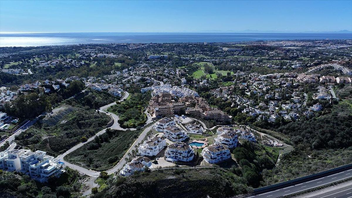 2 Bed, 2 Bath, ApartmentFor Sale, Marbella, Costa del Sol