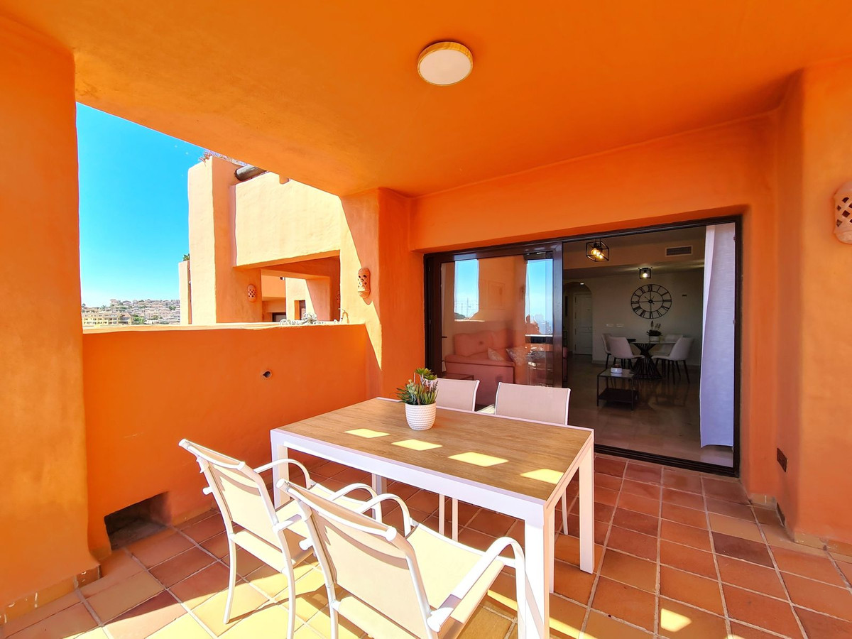 2 Bed, 2 Bath, ApartmentFor Sale, La Duquesa, Malaga