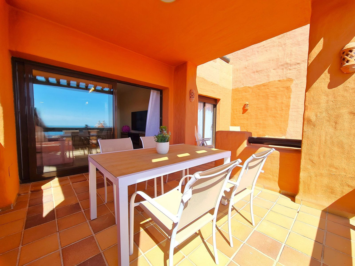 2 Bed, 2 Bath, ApartmentFor Sale, La Duquesa, Malaga