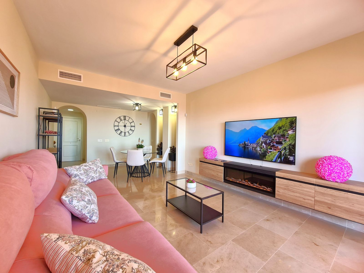 2 Bed, 2 Bath, ApartmentFor Sale, La Duquesa, Malaga