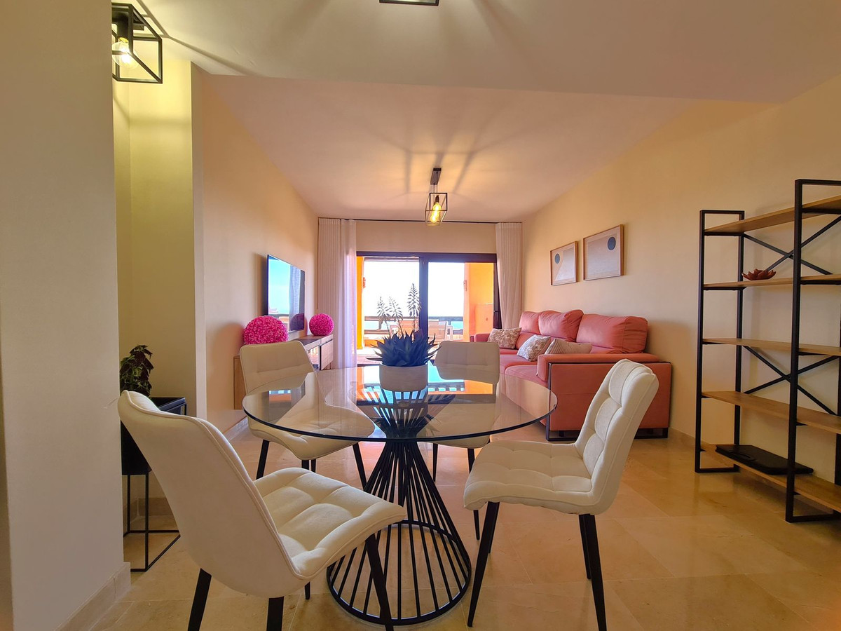 2 Bed, 2 Bath, ApartmentFor Sale, La Duquesa, Malaga