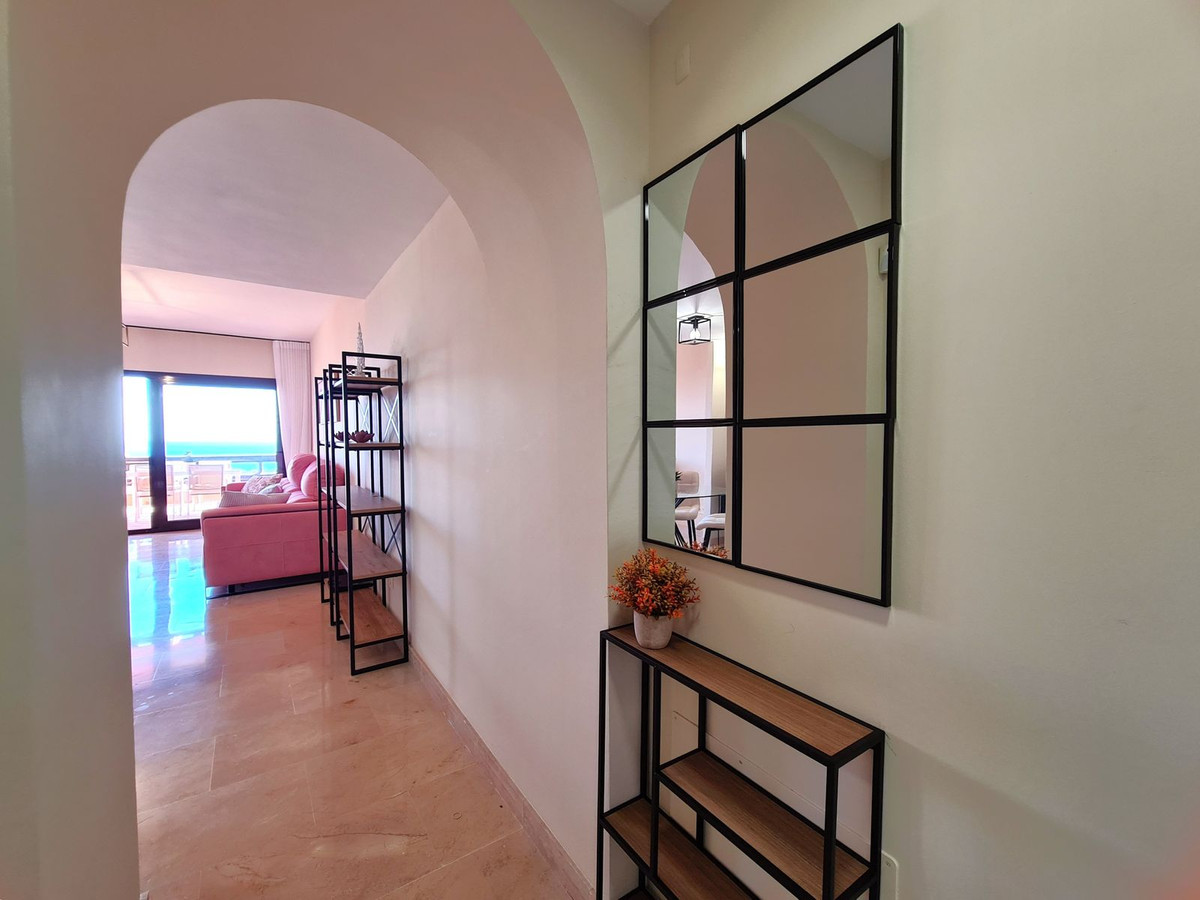 2 Bed, 2 Bath, ApartmentFor Sale, La Duquesa, Malaga