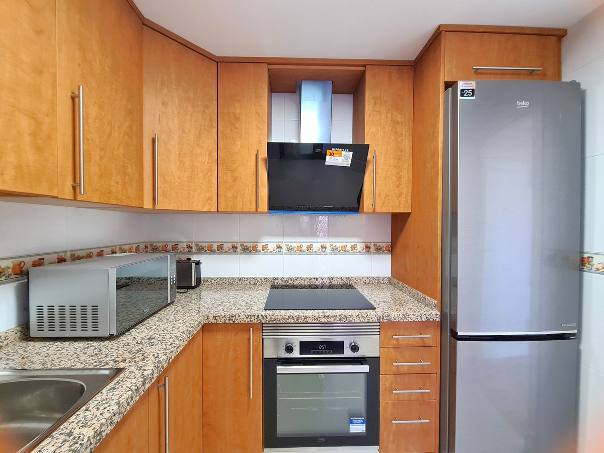 2 Bed, 2 Bath, ApartmentFor Sale, La Duquesa, Malaga