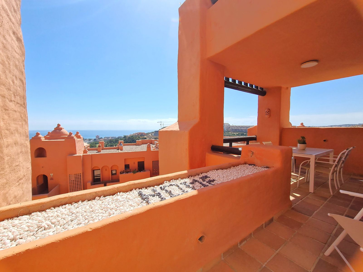 2 Bed, 2 Bath, ApartmentFor Sale, La Duquesa, Malaga