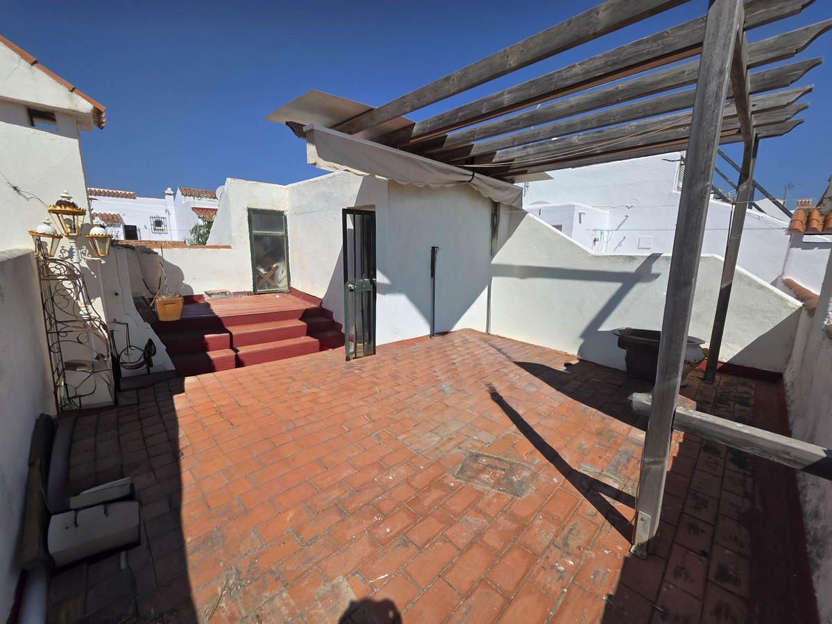 3 Bed, 3 Bath, HouseFor Sale, Casares Playa, Malaga