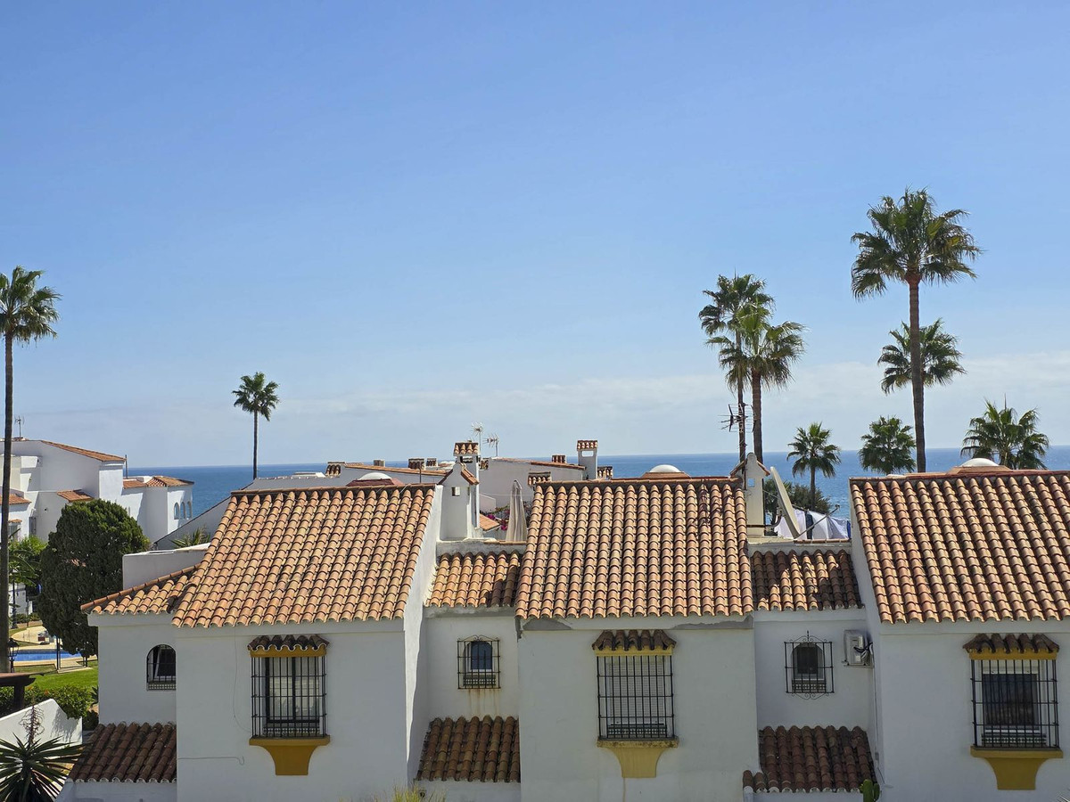 3 Bed, 3 Bath, HouseFor Sale, Casares Playa, Malaga