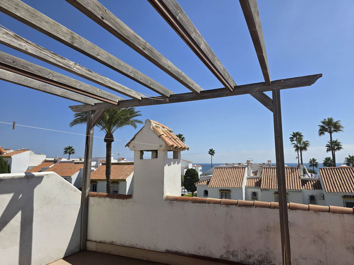 3 Bed, 3 Bath, HouseFor Sale, Casares Playa, Malaga