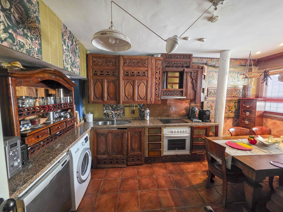 3 Bed, 3 Bath, HouseFor Sale, Casares Playa, Malaga