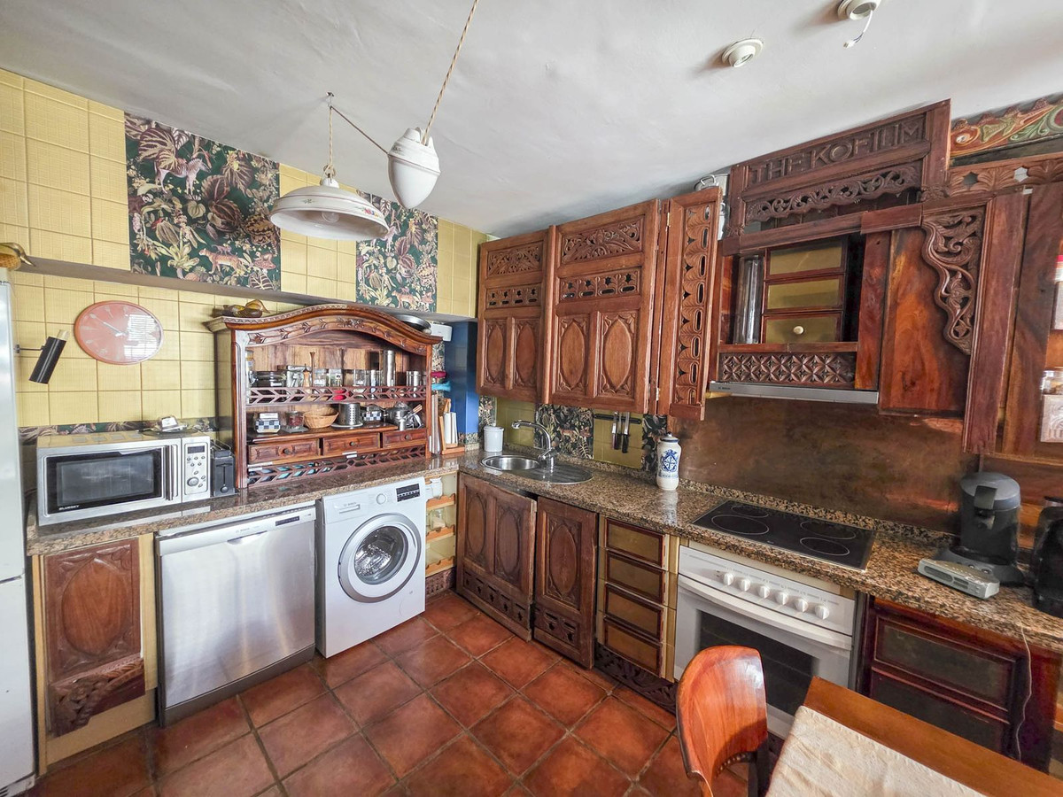 3 Bed, 3 Bath, HouseFor Sale, Casares Playa, Malaga