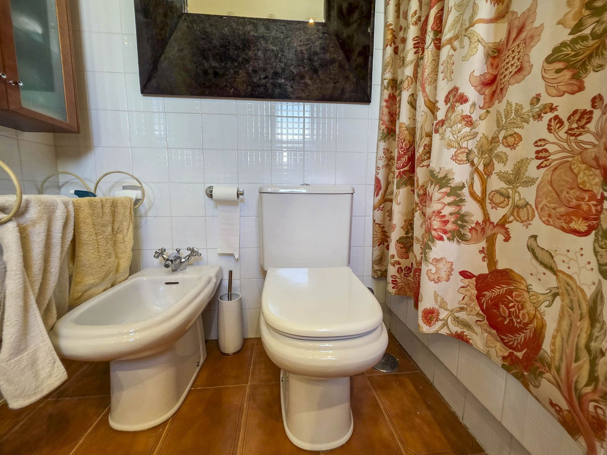 3 Bed, 3 Bath, HouseFor Sale, Casares Playa, Malaga