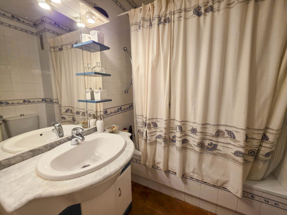 3 Bed, 3 Bath, HouseFor Sale, Casares Playa, Malaga