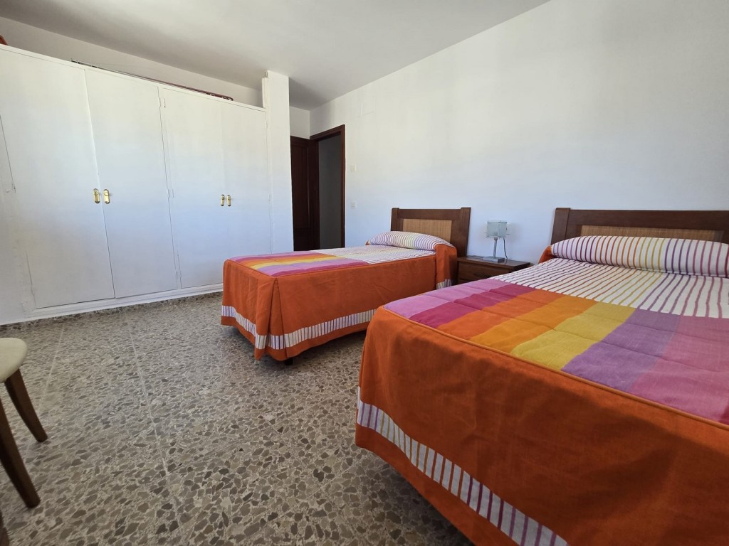 4 Bed, 3 Bath, ApartmentFor Sale, Fuengirola, Malaga