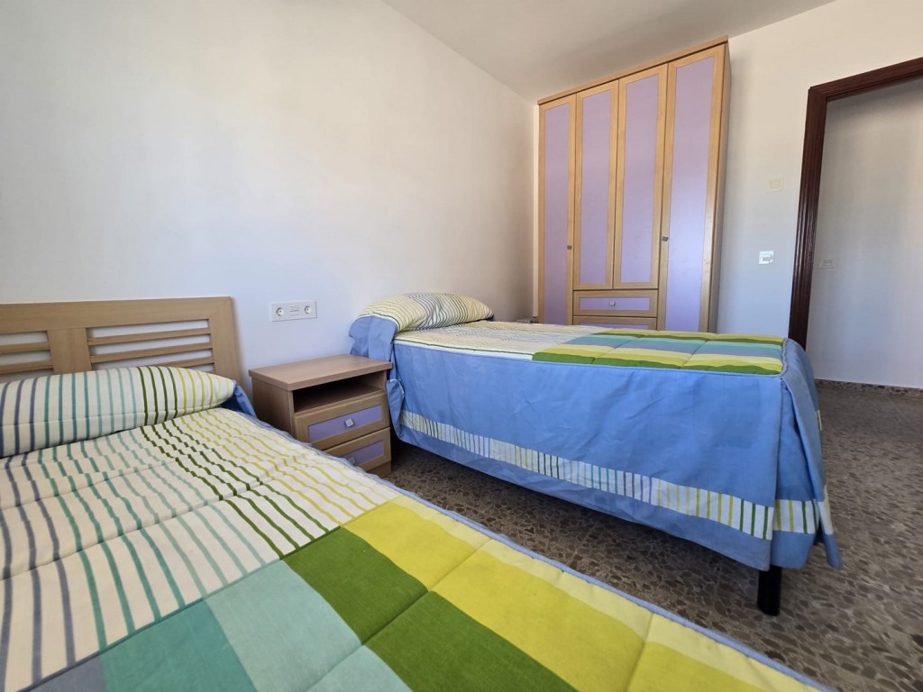 4 Bed, 3 Bath, ApartmentFor Sale, Fuengirola, Malaga