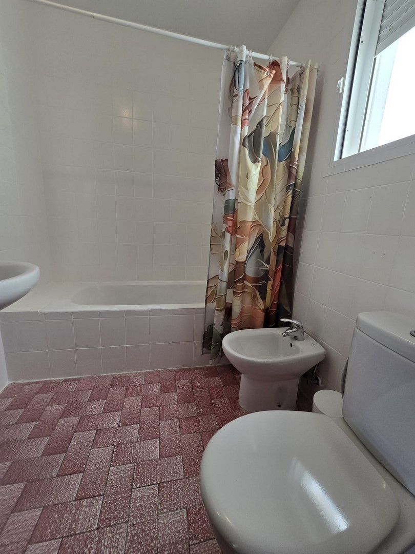 4 Bed, 3 Bath, ApartmentFor Sale, Fuengirola, Malaga