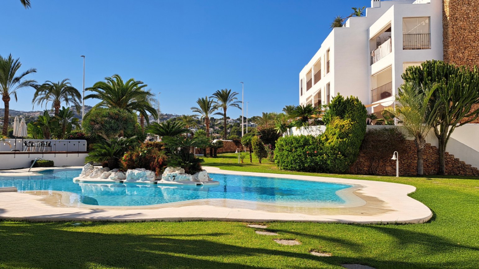 3 Bed, 2 Bath, ApartmentFor Sale, Moraira, Alicante