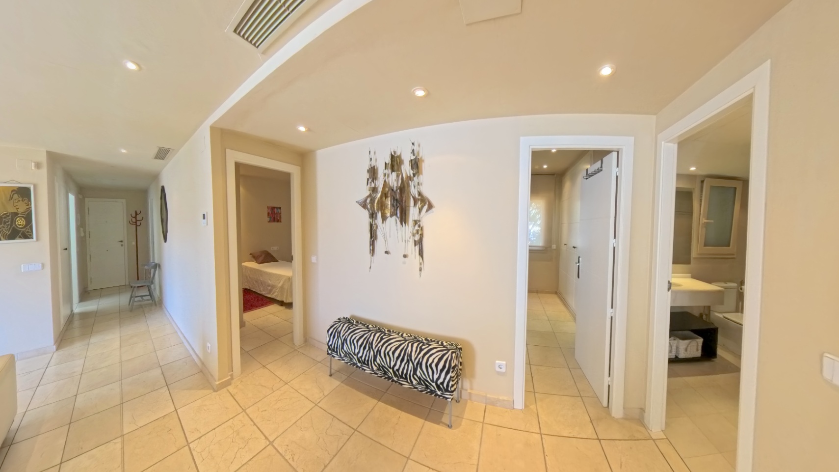 3 Bed, 2 Bath, ApartmentFor Sale, Moraira, Alicante