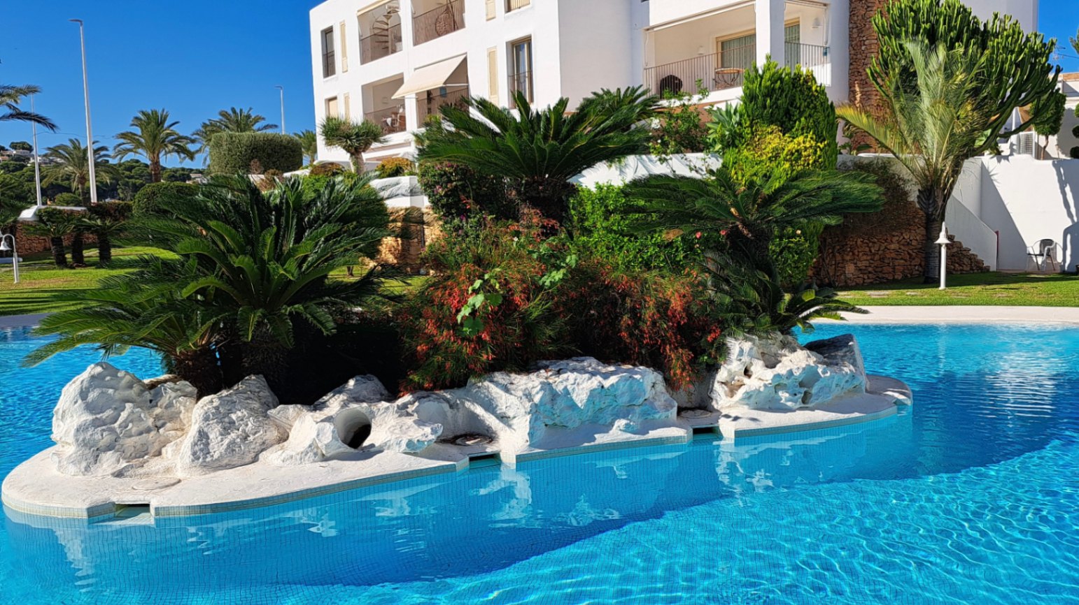 3 Bed, 2 Bath, ApartmentFor Sale, Moraira, Alicante