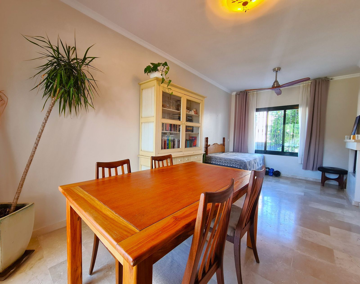 3 Bed, 4 Bath, HouseFor Sale, La Duquesa, Malaga