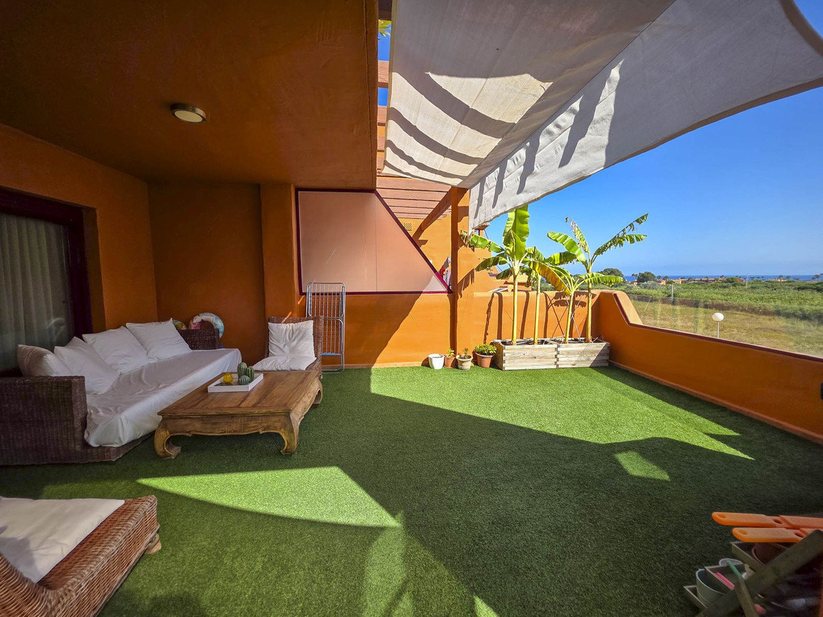 3 Bed, 2 Bath, ApartmentFor Sale, La Duquesa, Malaga