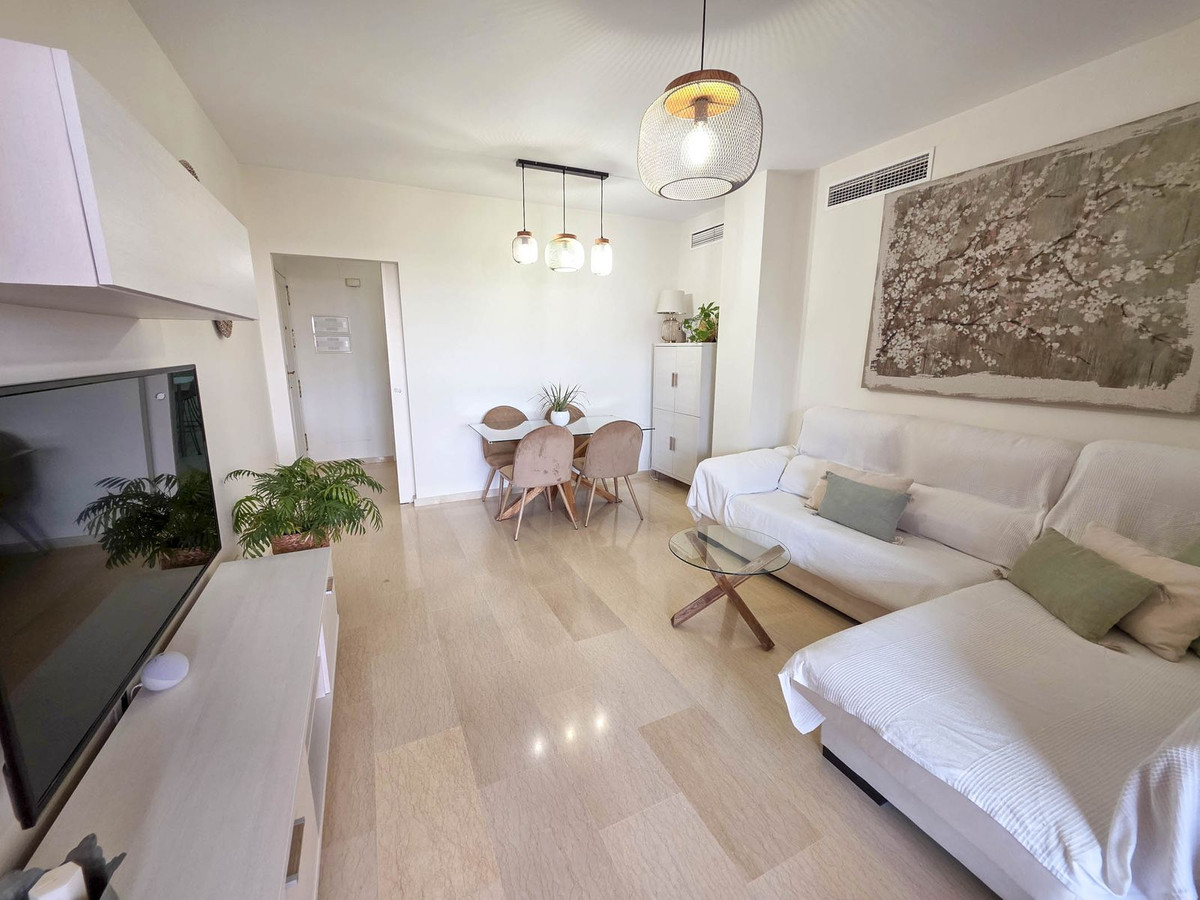 3 Bed, 2 Bath, ApartmentFor Sale, La Duquesa, Malaga
