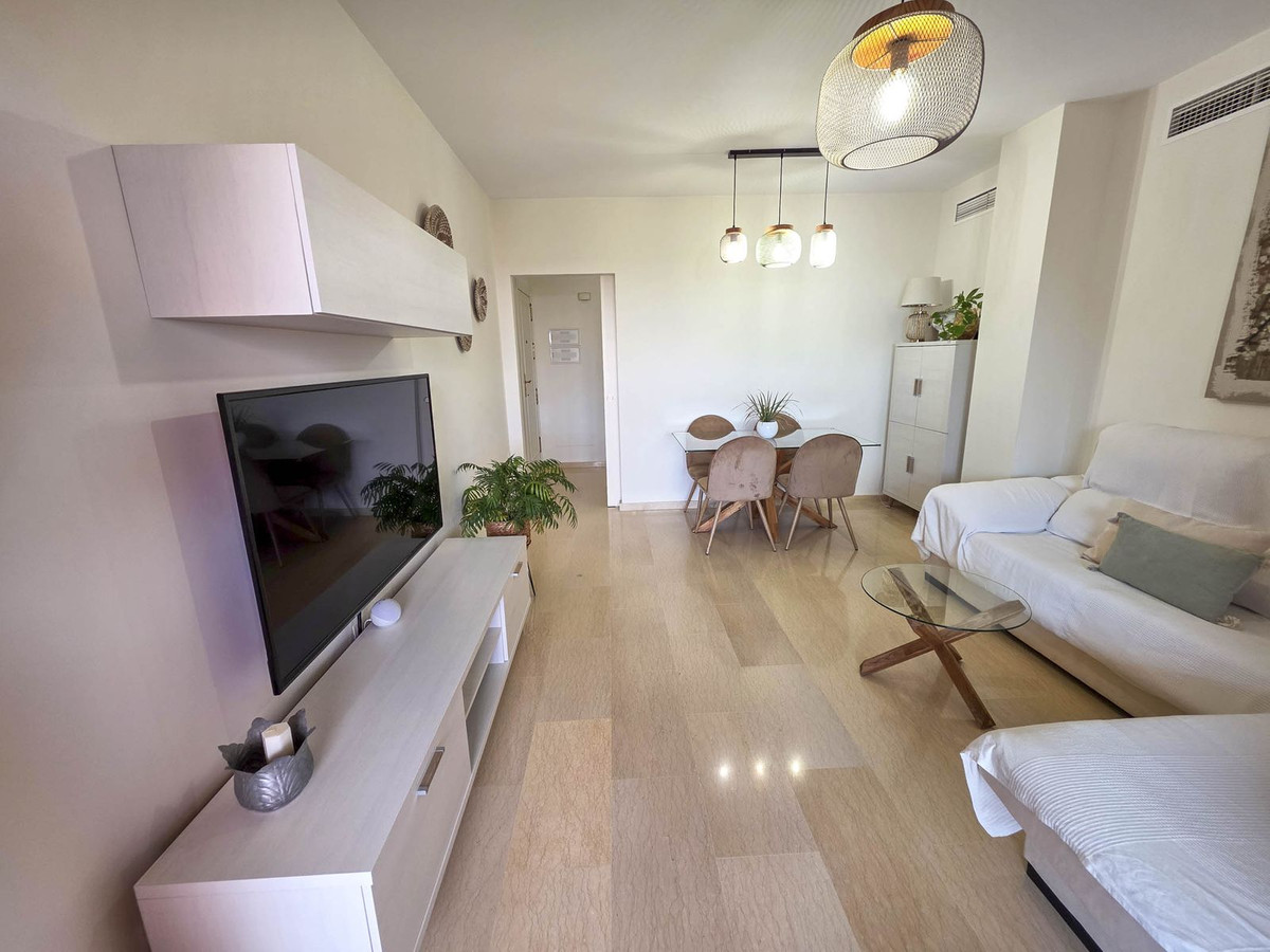 3 Bed, 2 Bath, ApartmentFor Sale, La Duquesa, Malaga