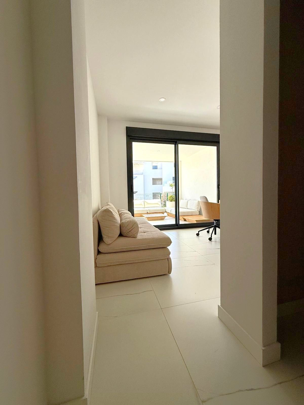 2 Bed, 2 Bath, ApartmentFor Sale, Estepona, Malaga