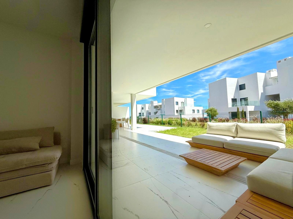 2 Bed, 2 Bath, ApartmentFor Sale, Estepona, Malaga