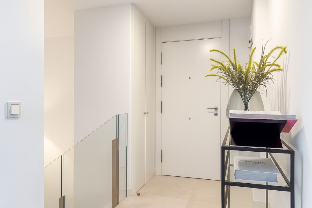 4 Bed, 3 Bath, ApartmentFor Sale, Marbella, Malaga