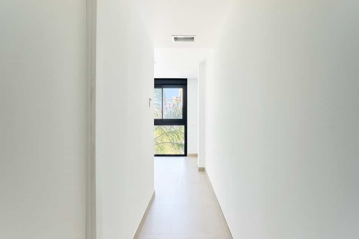 2 Bed, 2 Bath, ApartmentFor Sale, Estepona, Malaga