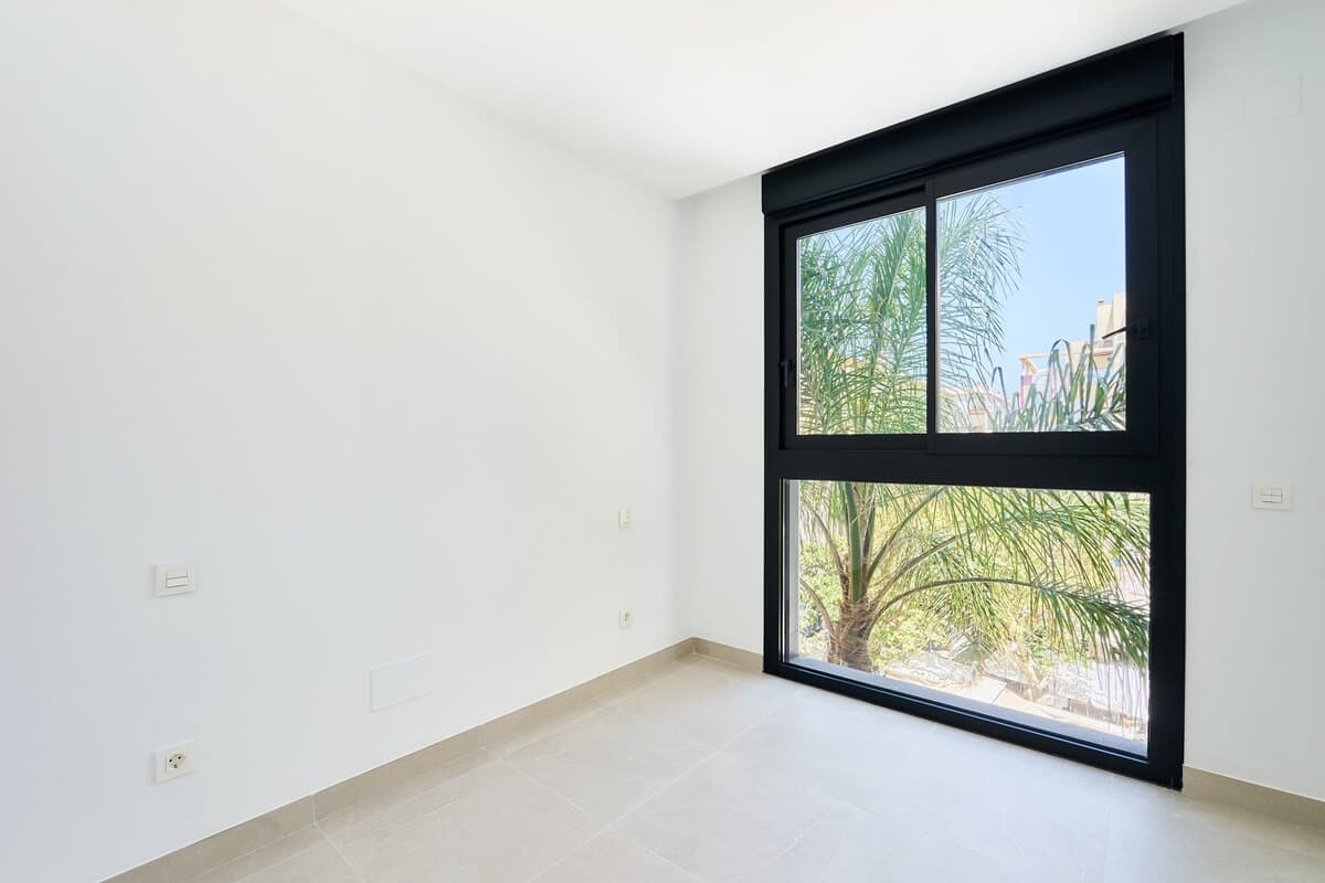 2 Bed, 2 Bath, ApartmentFor Sale, Estepona, Malaga