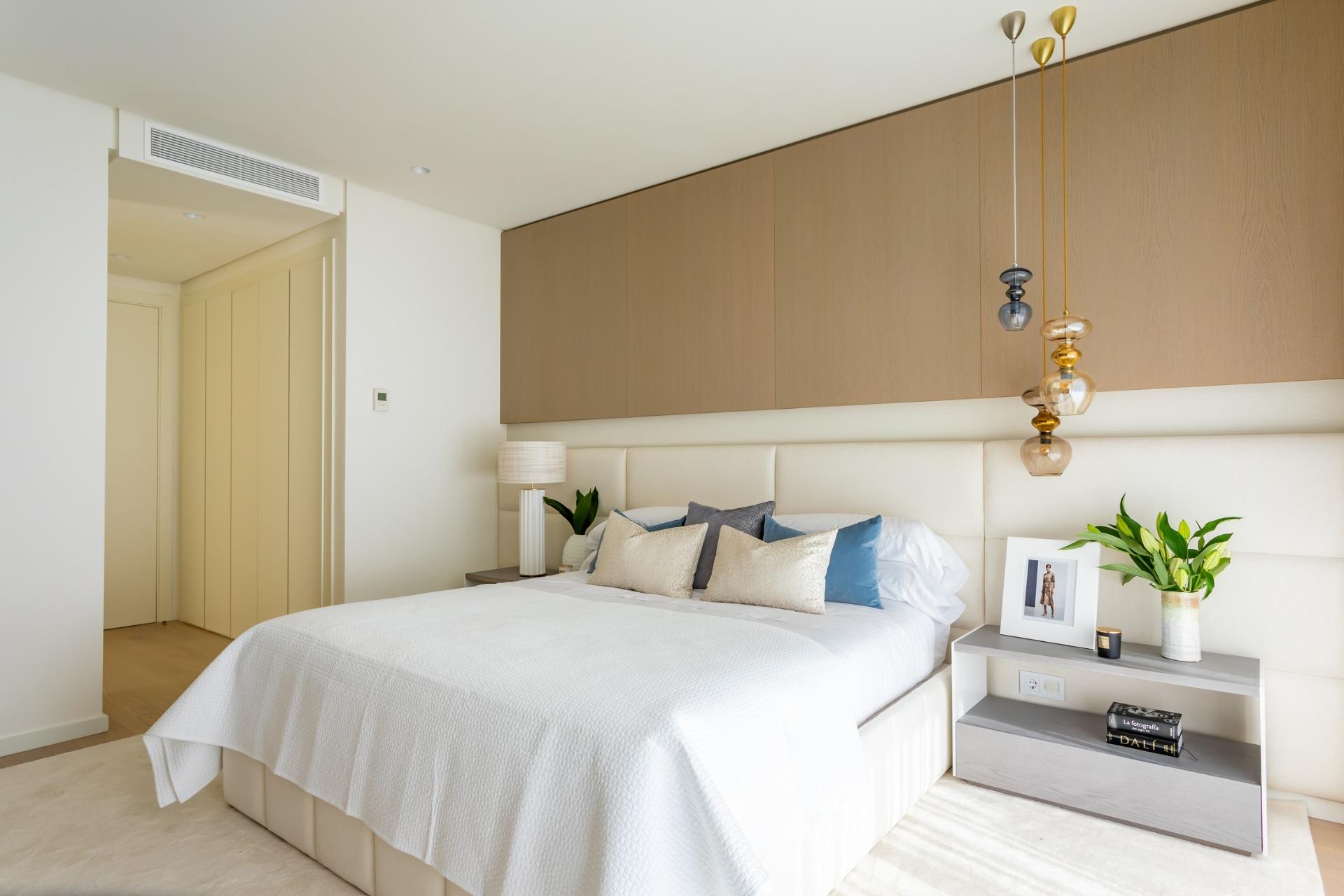 3 Bed, 2 Bath, ApartmentFor Sale, Benahavis, Costa del Sol