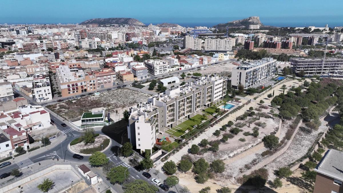 3 Bed, 2 Bath, ApartmentFor Sale, Alicante, Costa Blanca