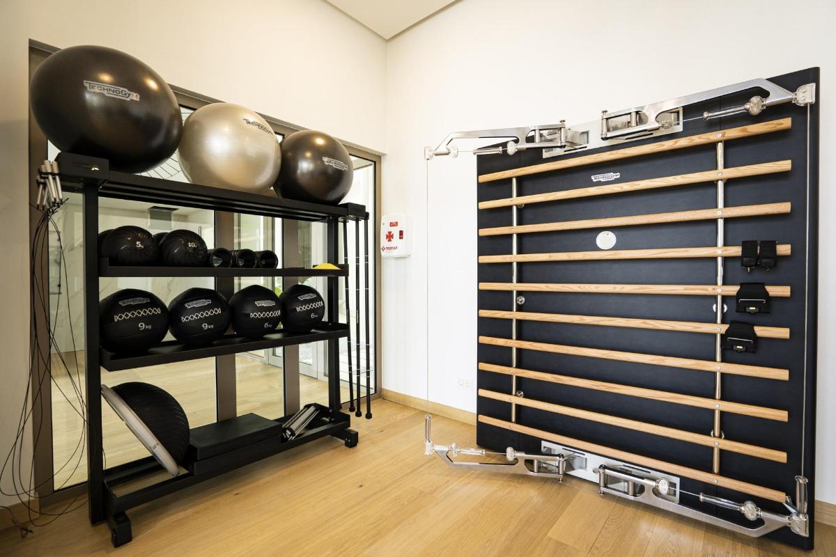 2 Bed, 2 Bath, ApartmentFor Sale, Benahavis, Costa del Sol