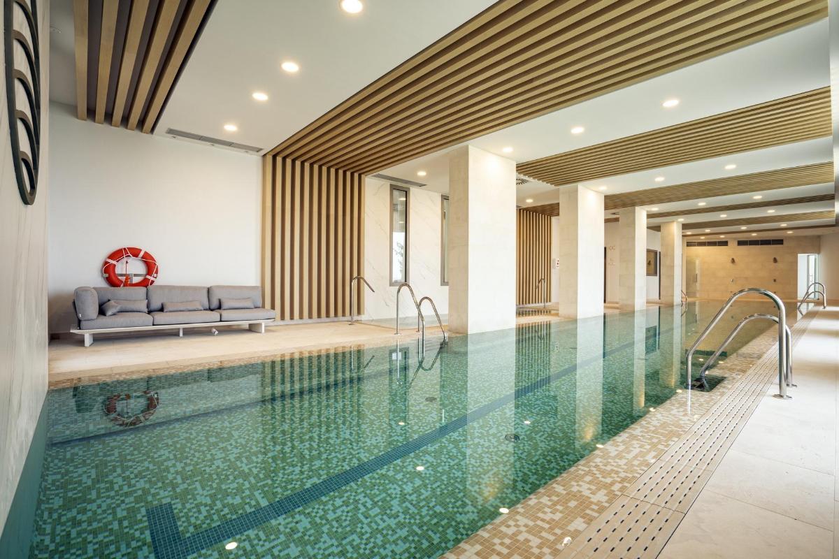 2 Bed, 2 Bath, ApartmentFor Sale, Benahavis, Costa del Sol