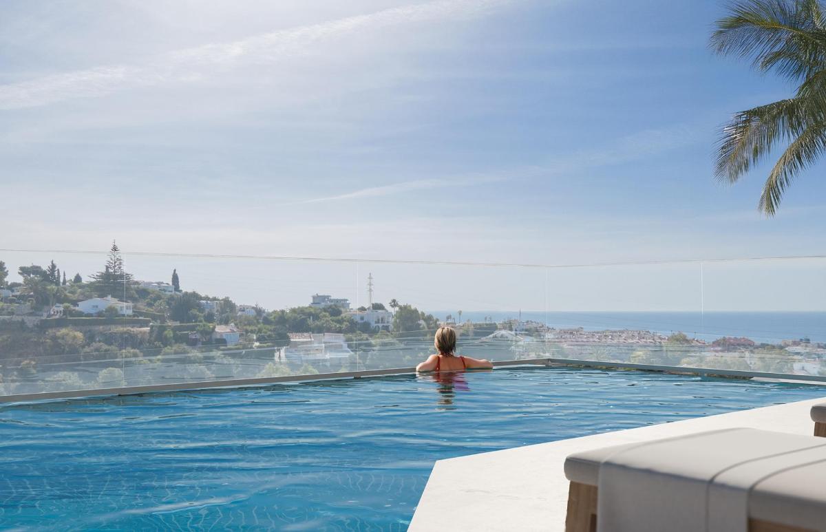 4 Bed, 4 Bath, ApartmentFor Sale, Fuengirola, Costa del Sol