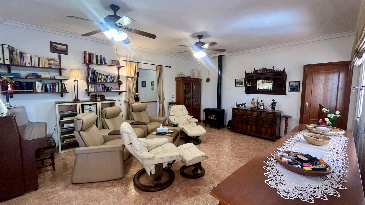 3 Bed, 2 Bath, HouseFor Sale, Orihuela, Alicante