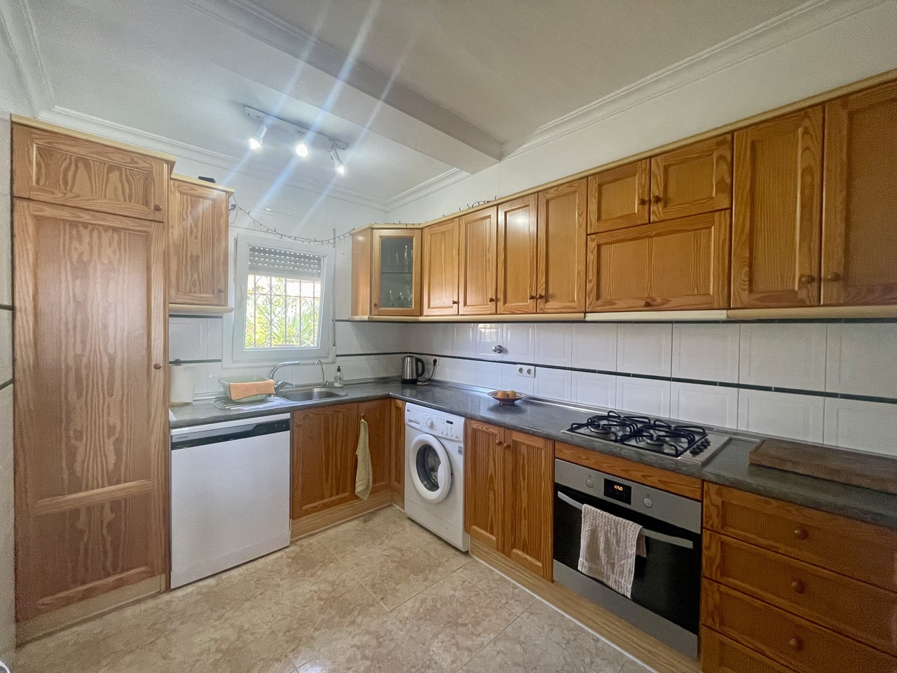 3 Bed, 2 Bath, HouseFor Sale, Algorfa, Alicante