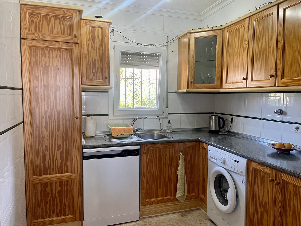 3 Bed, 2 Bath, HouseFor Sale, Algorfa, Alicante