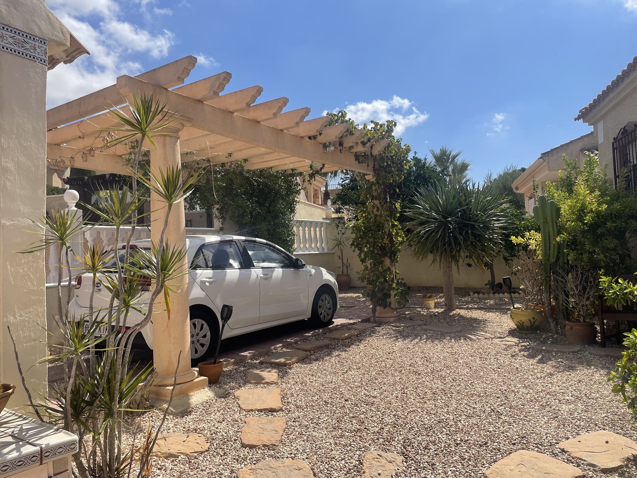 3 Bed, 2 Bath, HouseFor Sale, Algorfa, Alicante