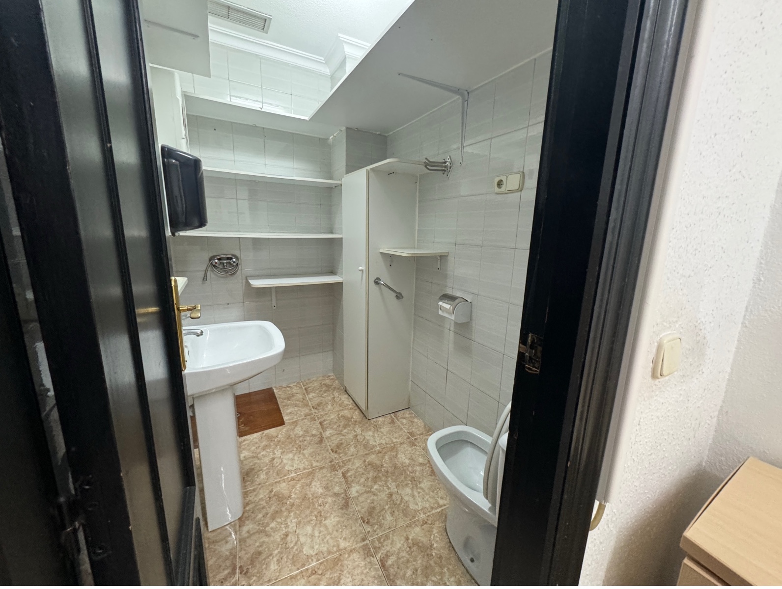 Commercial Property, For Sale