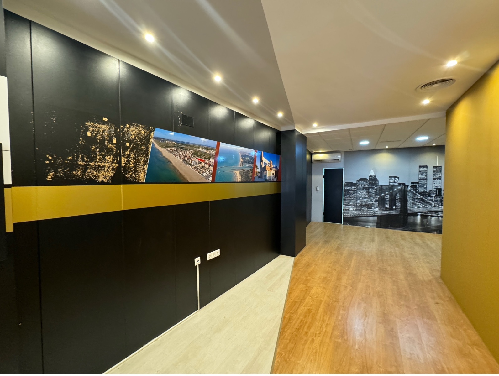 Commercial Property, For Sale